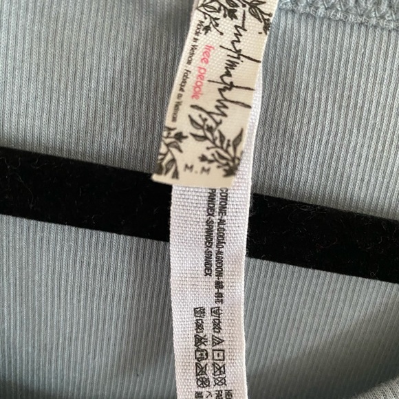 Byron Ribbed Flutter Sleeve Bodysuit - Picture 5 of 7